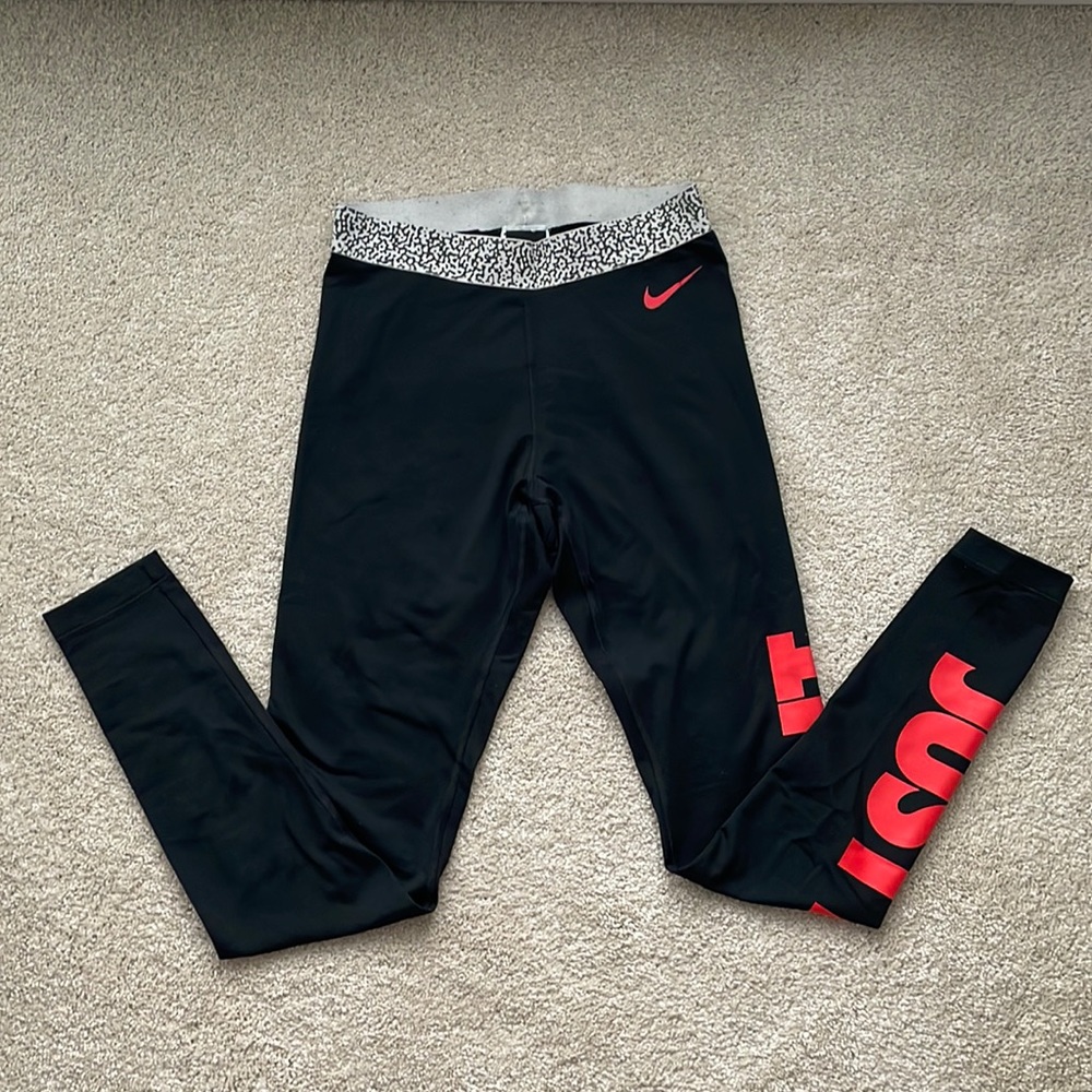 Nike High Rise Fleece Lined Legging
